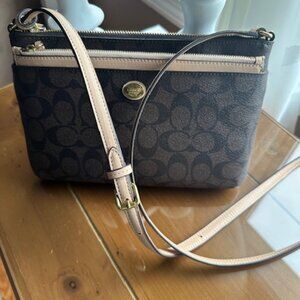 Coach Peyton Signature Crossbody Shoulder Bag